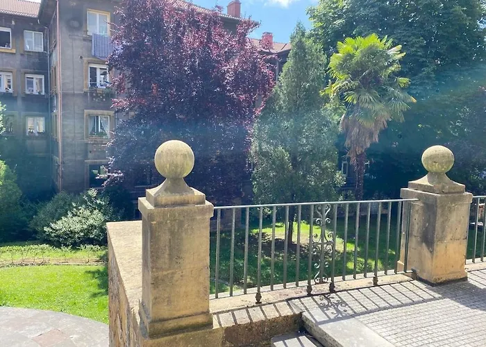 Nenuca Ii, El Paraiso En Oviedo
